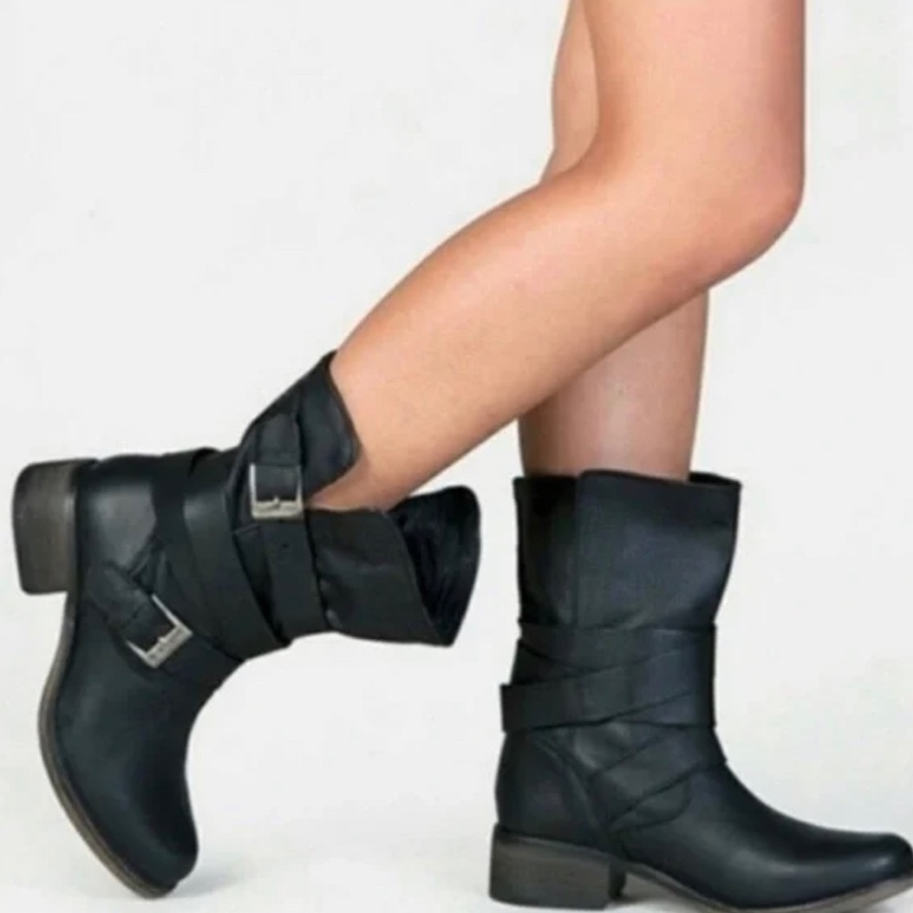 Steve Madden Brewzzer Black Leather Slouchy Belted Mid-Calf Boots